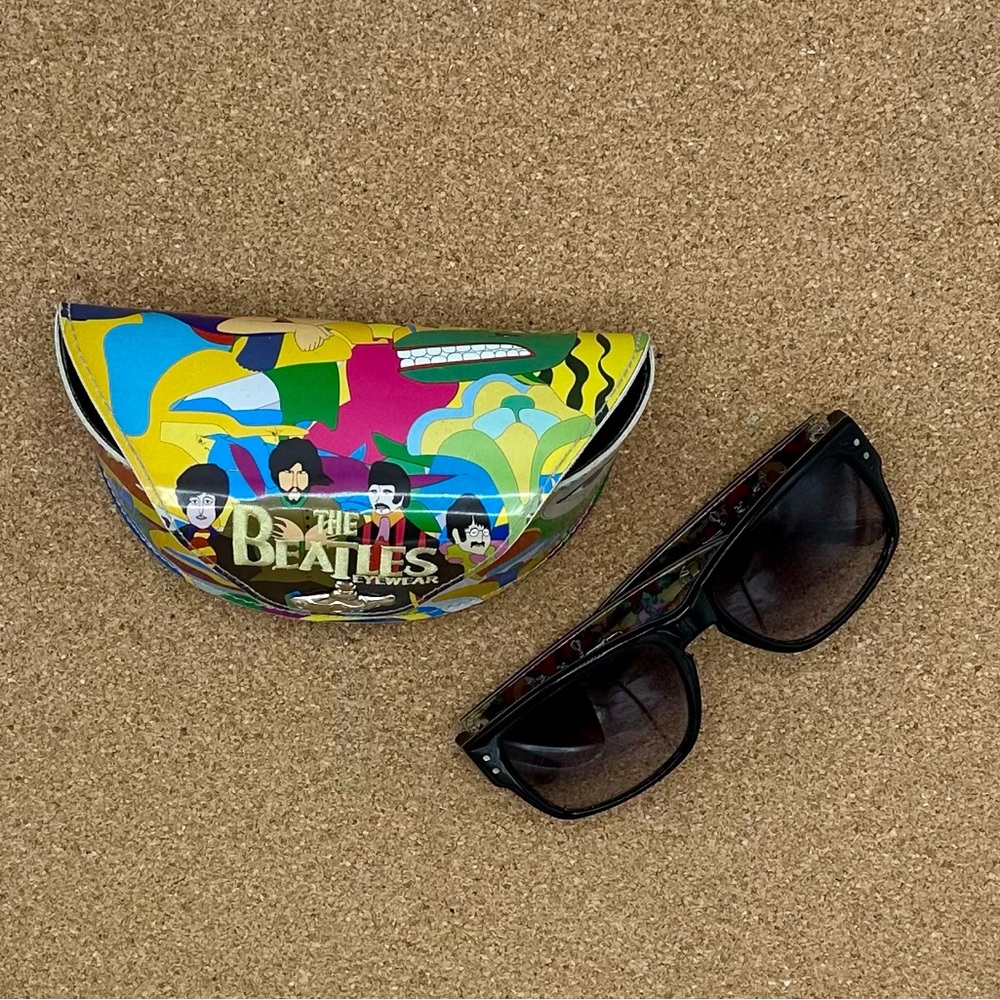 Beatles Edition- Men’s Black Sunglasses with Yellow Submarine Case